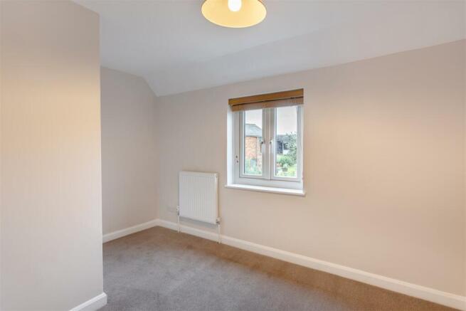 8622211-interior10.jpg