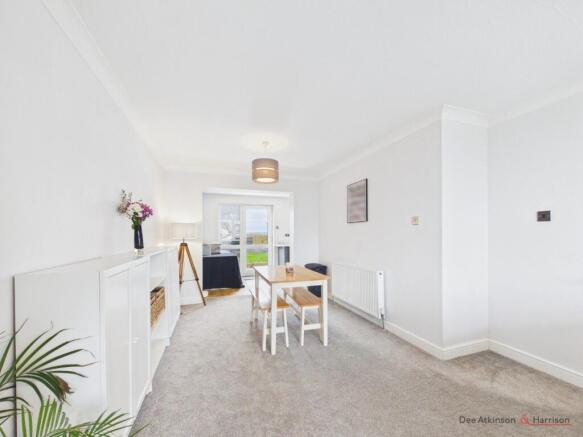 3 bed Semi-Detached for sale Image 11