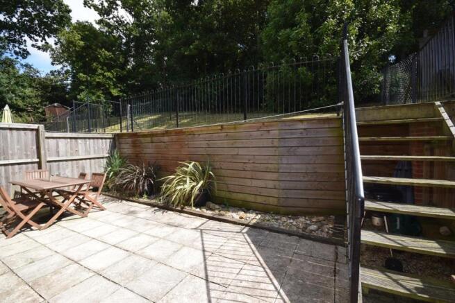 GARDEN.JPG