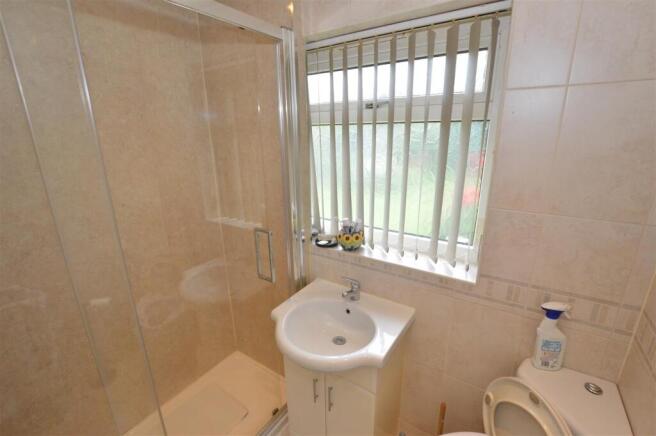 3 bed Detached Bungalow for sale Image 8