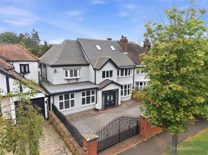 Grange Crescent, Chigwell, Essex, IG7