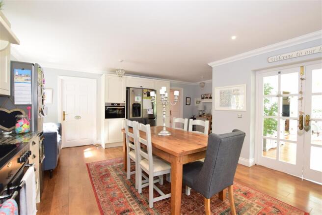 Kitchen/Breakfast Room