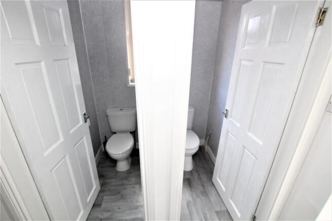 5 bed House to rent Image 7