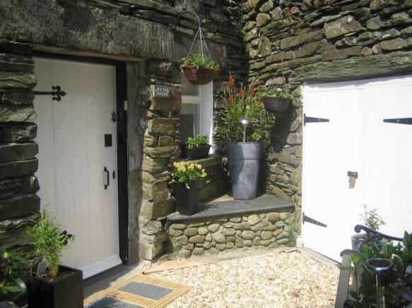 Photo 11