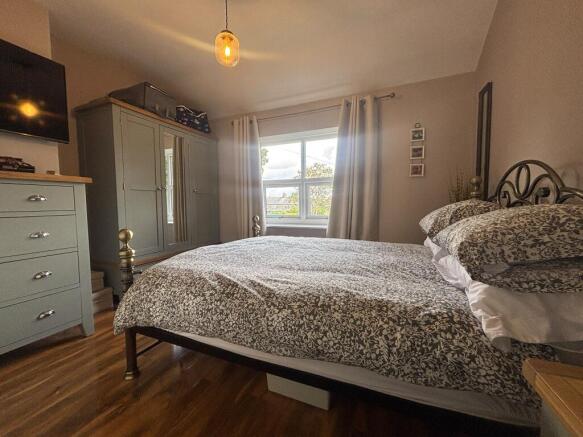 2 bed Terraced for sale Image 10