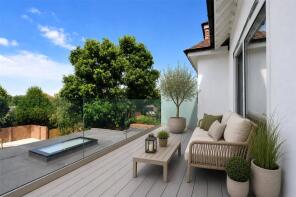 Flat 6, 14c, York Road, Sutton SM2 6HG