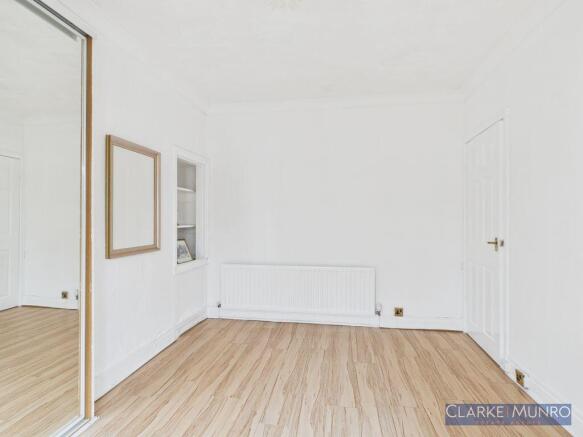 3 bed Terraced for sale Image 11