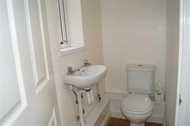 UTILITY ROOM/WC