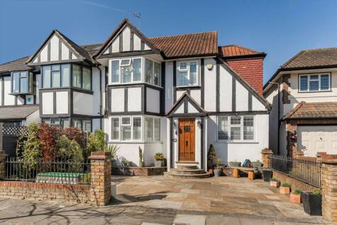 Redway Drive, Twickenham