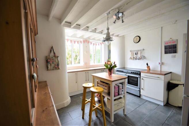 KITCHEN/BREAKF...