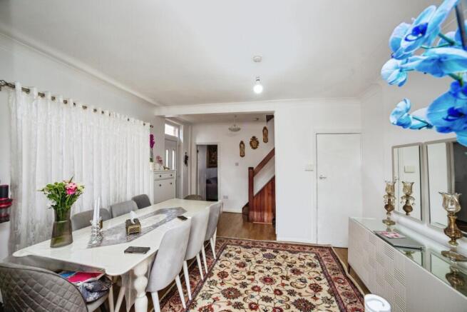 3 bed Semi-Detached for sale Image 7