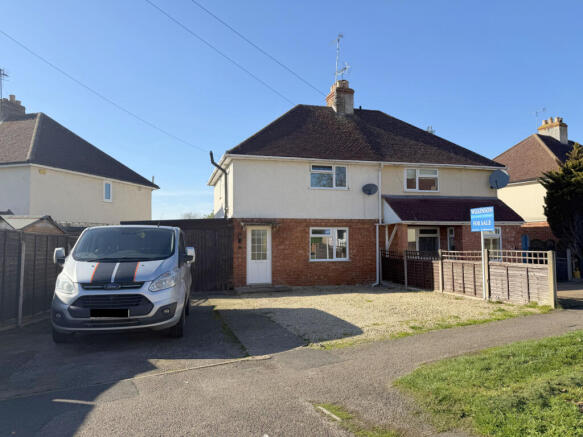 3 Bedroom Semi-Detached House