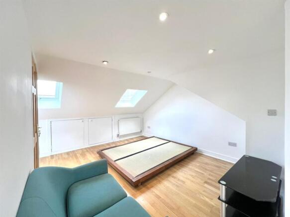 WhatsApp Image 2026-03-25 at 13.52.35 (2).jpeg