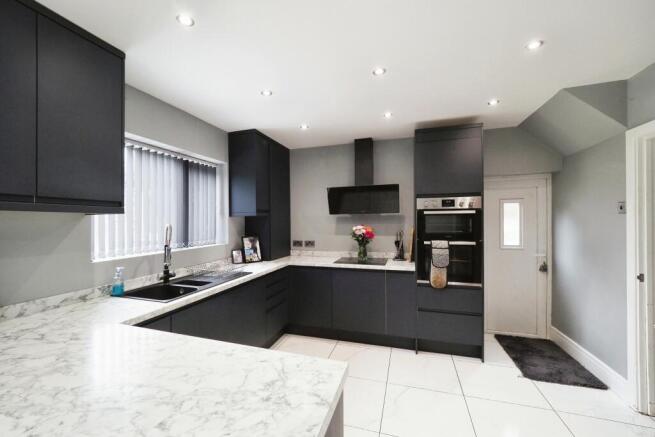 Beautifully modern Kitchen/Dining Area finished to a very high quality
