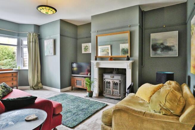 4 bed Semi-Detached for sale Image 5