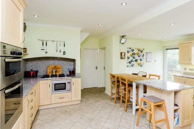 8299742-interior14-800.jpg
