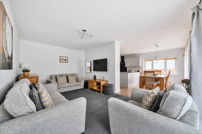 1302470-18-683821...