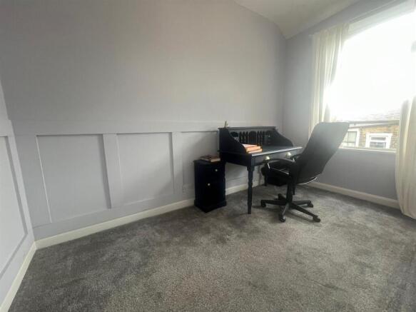 Holgate bed2.jpg