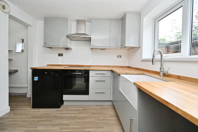3 bed Semi-Detached for sale Image 5