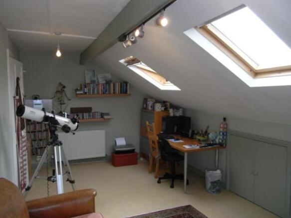 Photo 16