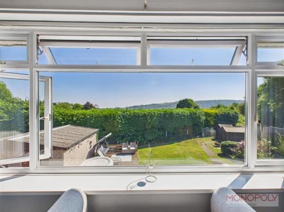 Bethania Road, Acrefair, LL14 photo 4