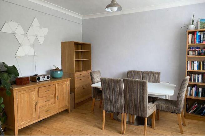 3 bed Semi-Detached for sale Image 4