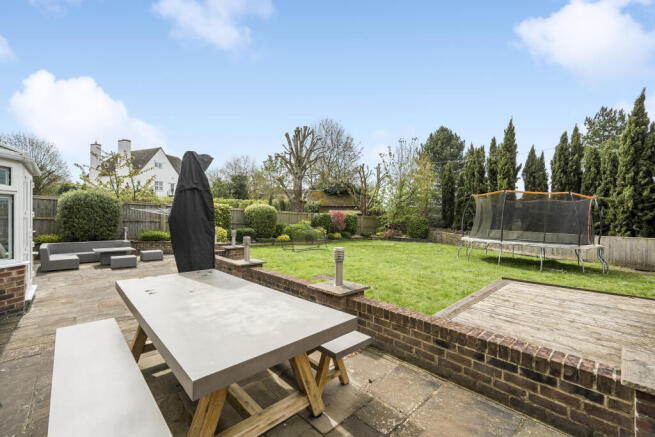 1440096469de29ddcb6b7