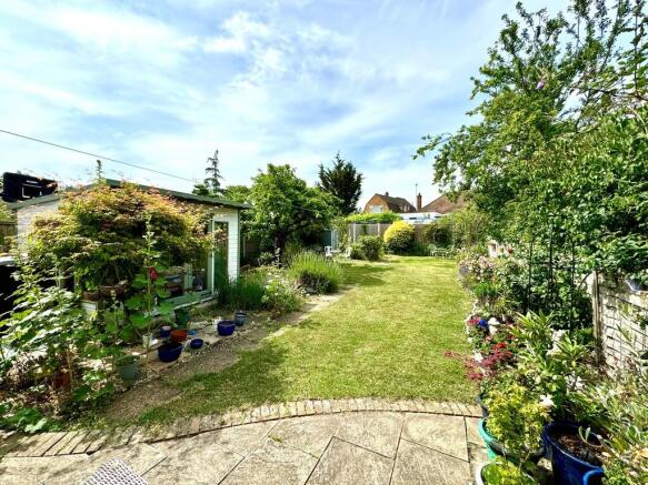 10 Glastonbury Ch...