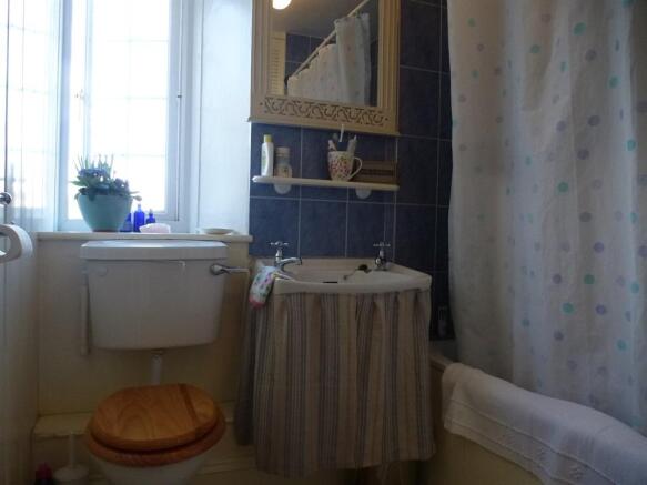 Photo 10