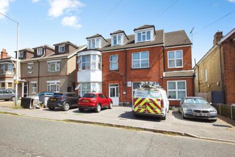 Junction Road, Romford, RM1