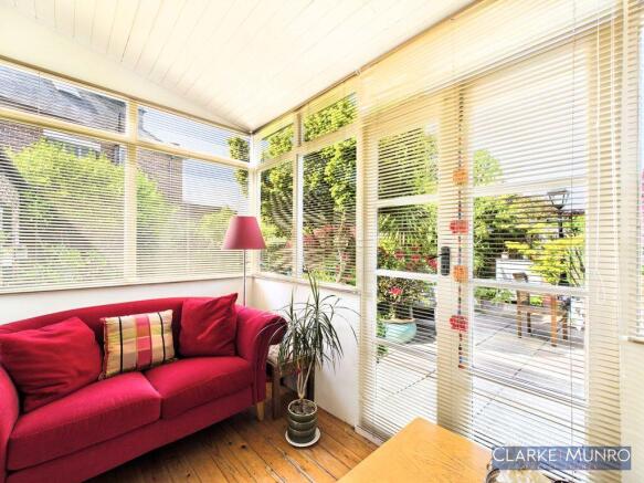 3 bed Semi-Detached for sale Image 10