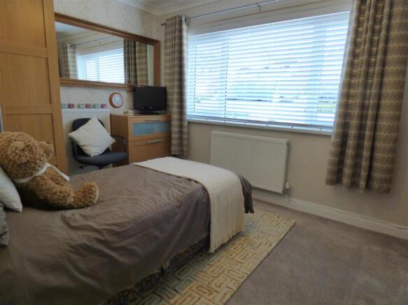 BEDROOM 3