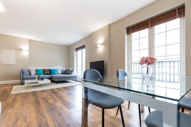 lounge 1 (1 of 1).jpg