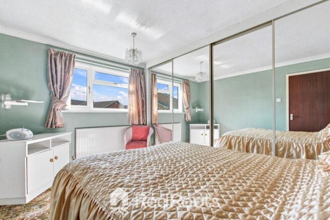3 bed Bungalow for sale Image 12