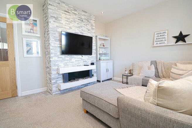 3 bed Town House for sale Image 7