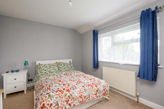 3 bed Semi-Detached for sale Image 5