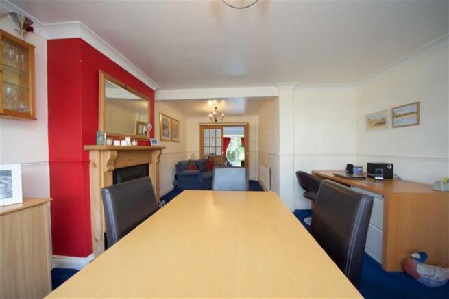 Dining Room/Sitting 