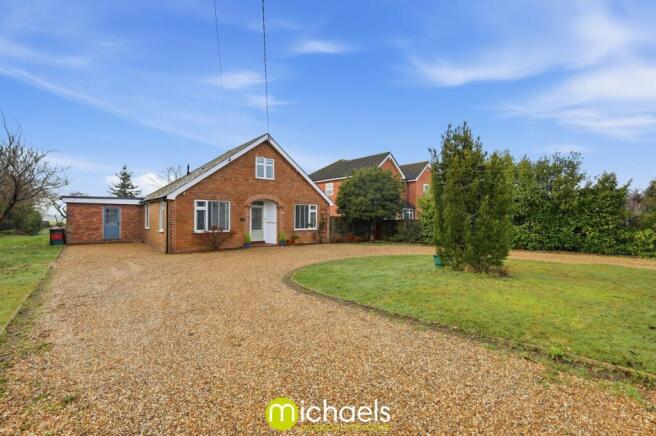 4-bed detached on Wivenhoe Road, Alresford, Colchester, CO7, £500,000
