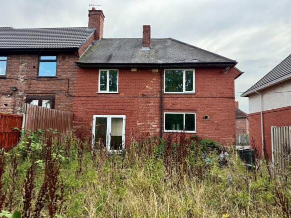 3 bed Semi-Detached for sale Image 9