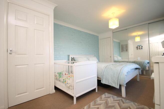 BEDROOM 1  (2).JPG