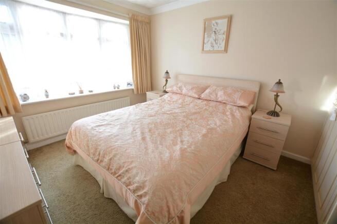 7. bed2.JPG