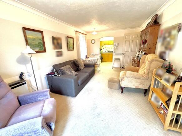 Lounge 2