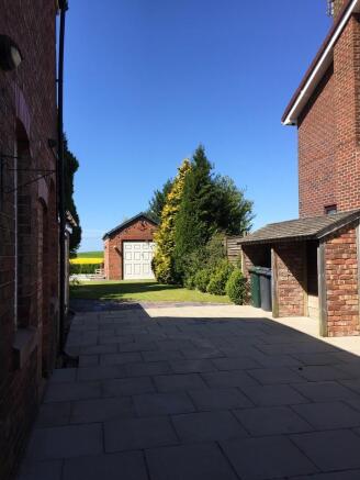 Photo 28