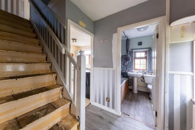 18 Burton Avenue-011.jpg