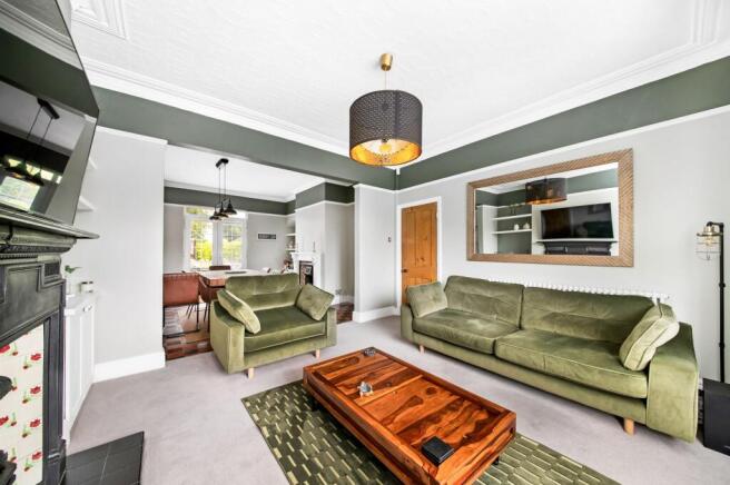 3 bed Semi-Detached for sale Image 7