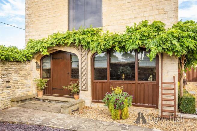 The Woolbarn, Main Street, Upper Benefield, PE8 5A