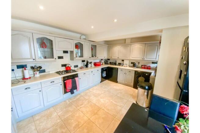 Kitchen/Breakfast