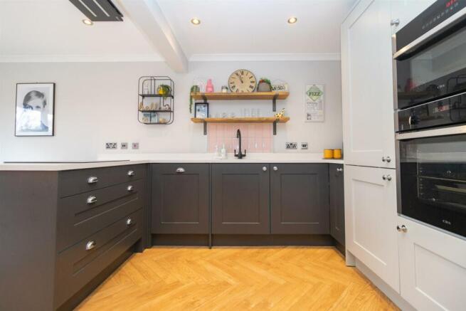 IMG_6985.jpg