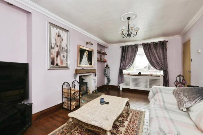 2 bed Semi-Detached for sale Image 6