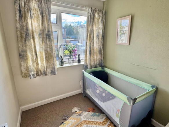3 bed Semi-Detached for sale Image 10